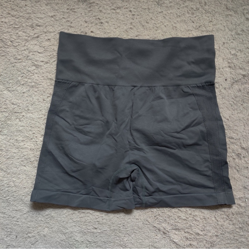 Dark Gray Women's Seamless Athletic Shorts High Waisted